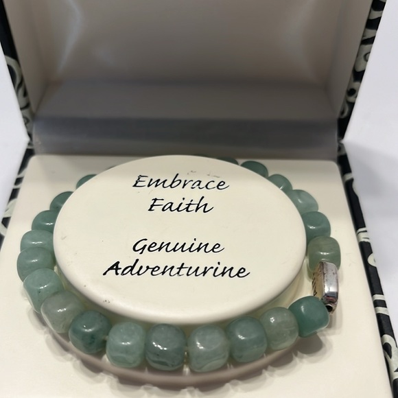 Sterling Silver Genuine Aventurine Bracelet New in box. - Picture 2 of 4